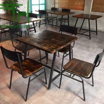 bàn ghế cafe khung sắt mặt gỗ